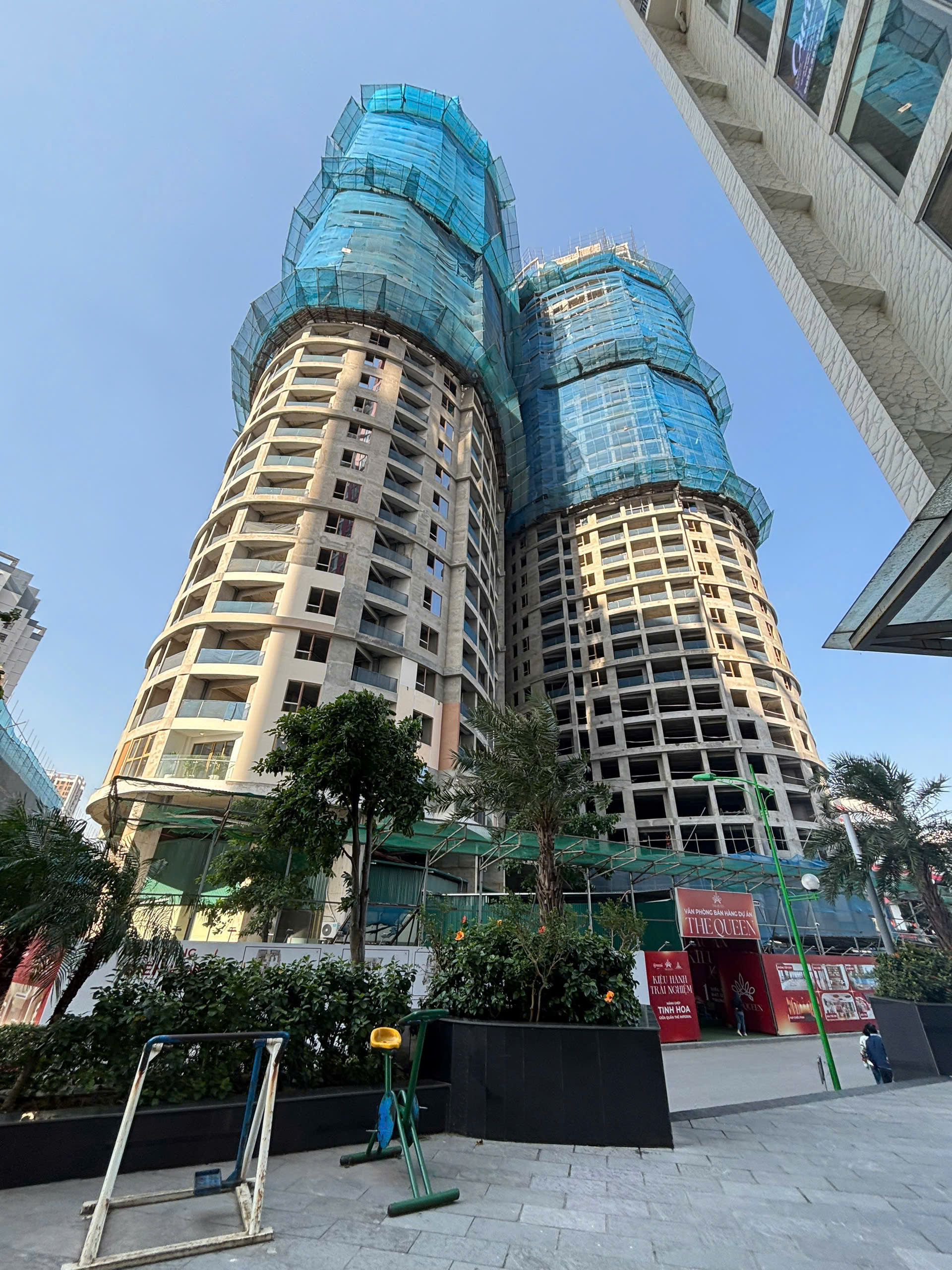 tiến độ thi công dự án chung cư the queen 360 giải phóng